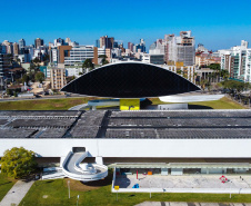 Museu Oscar Niermeyer, em Curitiba