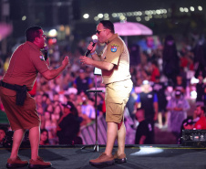Banda da PMPR estreia no palco principal do Verão Maior e levanta o público em Matinhos