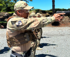 olícia Penal do Paraná inaugura novos estandes de tiro e reforça capacitação de policiais penais em Piraquara