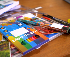 KIT VOLTA AS AULAS MATERIAL E PERSONAGENS