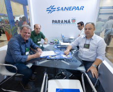 Sanepar encerra a participação no Paraná Mais Cidades divulgando os principais programas e serviços para atender aos municípios do Paraná