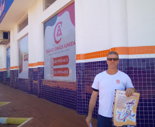 Em ação voluntária, copelianos que atuam na regional Centro Sul, orientaram centenas de pessoas, entre crianças, jovens e adultos, sobre cuidados com a rede elétrica, com palestras e visitas de campo, nas cidades de Rio Azul (foto) e Arapoti