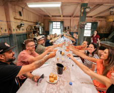 SETU CAMINHO DO VINHO BITURUNA