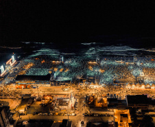 Matinhos, 22 de fevereiro de 2025 - Show da banda Titãs no paldo do Verão Maior Paraná em Caiobá.