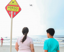 Drones do Corpo de Bombeiros realizam 300 patrulhamentos preventivo s no litoral paranaense