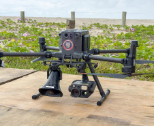 Drones do Corpo de Bombeiros realizam 300 patrulhamentos preventivo s no litoral paranaense