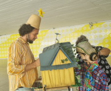 Festival de Bonecos encanta público na abertura e segue com programação variada