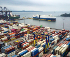 Porto de Paranaguá amplia capacidade de movimentação de contêineres com novo calado