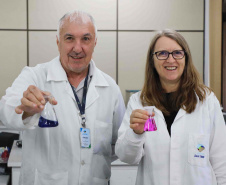 Composto por três laboratórios, a estrutura do IAT faz análises regulares de amostras de água, solo, sedimentos e peixes para a identificação de contaminantes e poluentes