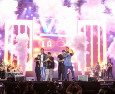 Pontal do Paraná, 21 de fevereiro de 2025 - Show de George Henrique e Rodrigo, no Centro de Eventos Marisol, dentro da programação do Verão Maior Paraná.