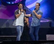 Pontal do Paraná, 21 de fevereiro de 2025 - Show de George Henrique e Rodrigo, no Centro de Eventos Marisol, dentro da programação do Verão Maior Paraná.