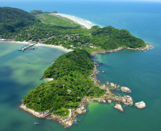 Quase 60 mil pessoas visitaram a Ilha do Mel em janeiro: IAT alerta para os cuidados com o meio ambiente e convivência harmoniosa com a natureza.