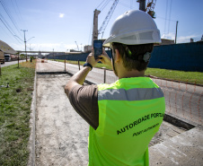 Portos do Paraná investe R$ 10 milhões em ruas de Paranaguá