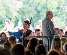 MON ficou lotado para celebrar a genialidade de Mozart com a Orquestra Sinfônica do Paraná, sob a regência do maestro Roberto Tibiriçá e a participação especial da soprano Marília Vargas.