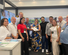 Estado entrega projeto da sede do Legislativo de São Pedro do Iguaçu
