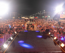 LUAN SANTANA LITORAL