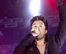 LUAN SANTANA LITORAL