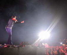 LUAN SANTANA LITORAL
