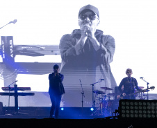 Matinhos, 22 de fevereiro de 2025 - Show da banda Titãs no paldo do Verão Maior Paraná em Caiobá.