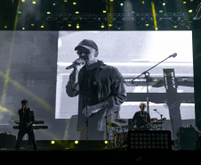 Matinhos, 22 de fevereiro de 2025 - Show da banda Titãs no paldo do Verão Maior Paraná em Caiobá.