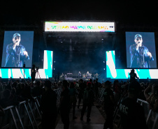 Matinhos, 22 de fevereiro de 2025 - Show da banda Titãs no paldo do Verão Maior Paraná em Caiobá.