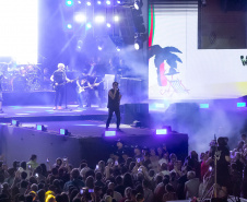 Matinhos, 22 de fevereiro de 2025 - Show da banda Titãs no paldo do Verão Maior Paraná em Caiobá.