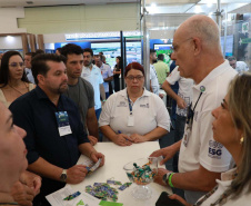 Feira de Serviços do Paraná Mais Cidades orienta gestores para acesso a programas do Estado