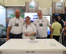 Feira de Serviços do Paraná Mais Cidades orienta gestores para acesso a programas do Estado