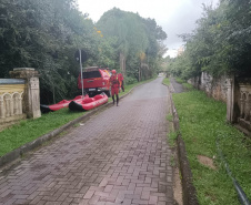Bombeiros localizam menino que se afogou em Curitiba
