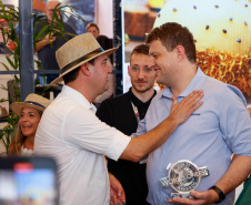 Entrega do Troféu de Melhor Queijo da América Latina (Stand Biopark) 