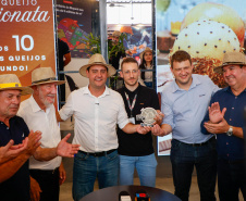 Entrega do Troféu de Melhor Queijo da América Latina (Stand Biopark) 