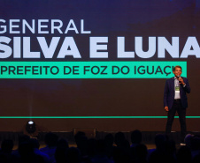 Ratinho Junior apresenta panorama do Estado a prefeitos no Paraná Mais Cidades