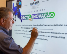 Mais de 150 prefeituras assinam Pacto pela Inovação no Paraná Mais Cidades