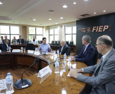 Secretários de Estado debatem plano com objetivo de impulsionar a indústria no Paraná