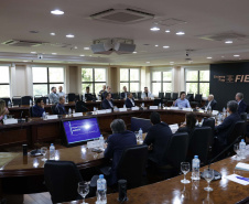 Secretários de Estado debatem plano com objetivo de impulsionar a indústria no Paraná