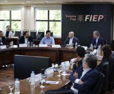 Secretários de Estado debatem plano com objetivo de impulsionar a indústria no Paraná