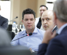 Secretários de Estado debatem plano com objetivo de impulsionar a indústria no Paraná