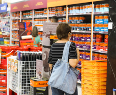 COMERCIO