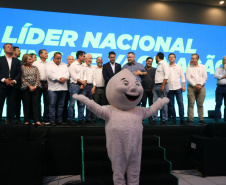 O governador Carlos Massa Ratinho Junior anunciou nesta quinta-feira (13) a liberação de R$ 1,2 bilhão para a saúde pública do Estado, durante o evento Saúde em Movimento, em Foz do Iguaçu, na região Oeste. 