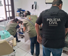 PCPR apreende medicamentos em duas clínicas e prende um dentista por tráfico de drogas em Curitiba