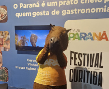 Com Milton Cunha, artistas nacionais e grande público, Festival de Curitiba teve início nesta segunda-feira (24)