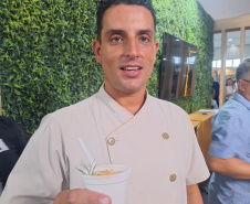 Com pratos típicos e iguarias paranaenses, Estado inaugura Arena Show Gastronomica na Expo Turismo Paraná 