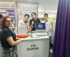 Estudantes da rede estadual do Paraná são destaque na maior feira de ciências do Brasil