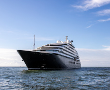 PORTO DO PARANÁ NAVIO CRUZEIRO ANCORADO ILHA DO MEL