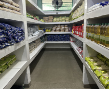 A 2ª remessa de alimentos não perecíveis para as escolas estaduais já está em andamento