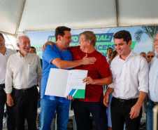 o governador Carlos Massa Ratinho Junior sancionou a lei que estabelece o novo marco regulatório da Ilha do Mel, um dos principais destinos turísticos do Paraná. 
