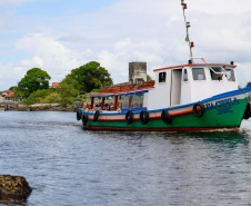 o governador Carlos Massa Ratinho Junior sancionou a lei que estabelece o novo marco regulatório da Ilha do Mel, um dos principais destinos turísticos do Paraná. 