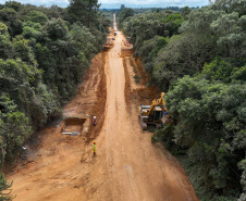 Pavimentação entre Mandirituba e São José dos Pinhais avança com drenagem e terraplenagem