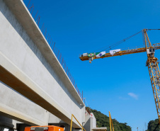 DER PONTE DE GUARATUBA 44%
