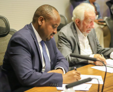 VICE GOVERNADOR RUANDA
